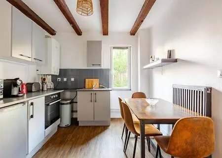 Daire Comfortable T2 In Neudorf, *